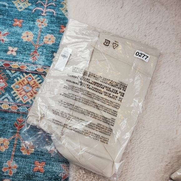 Old Navy High Waisted Wishbone Water Repellent 2 in 1 Run Shorts BNWT 3X - Picture 14 of 14